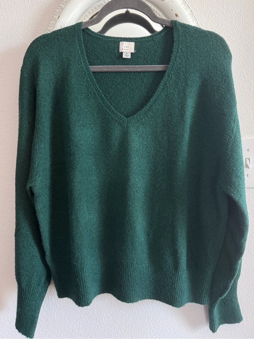 A New Day Cozy Knit V-Neck Long Raglan Sleeves Emerald Sweater M